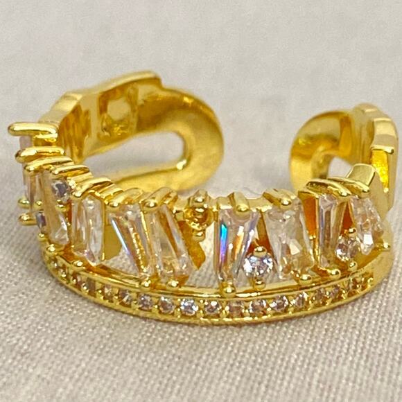 Gold Tone Ring With Angled Rhinestone Chips Open Ended Adjustable - Picture 5 of 8